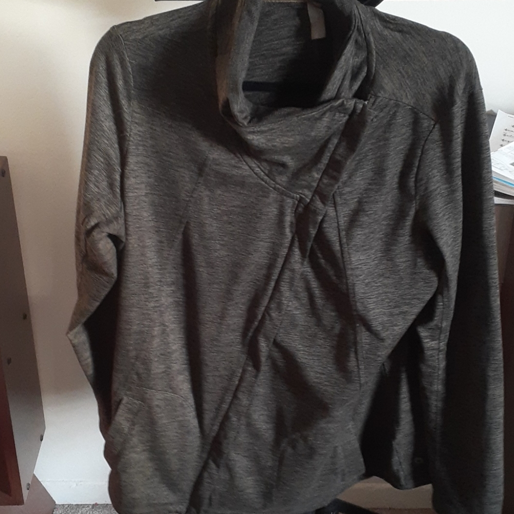 Reitman's Hyba Forest Green Asymetrical Active Jacket - Size Large